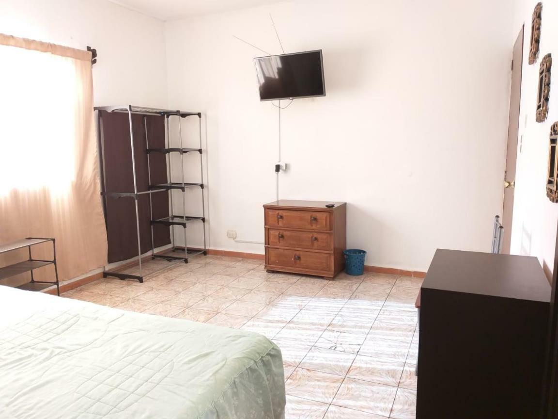 Julio House Albergue León Exterior foto